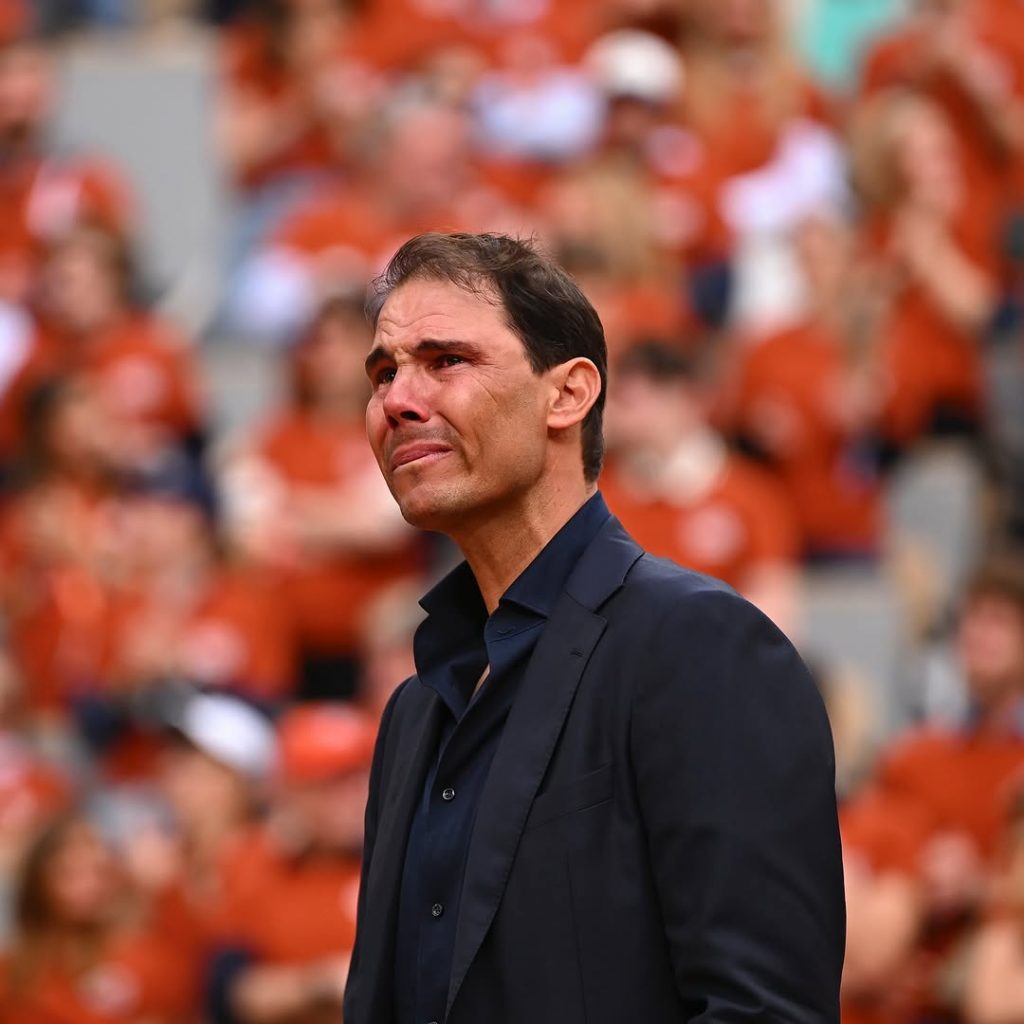 La terra si fa emozione: Roland Garros rende onore a Rafael Nadal