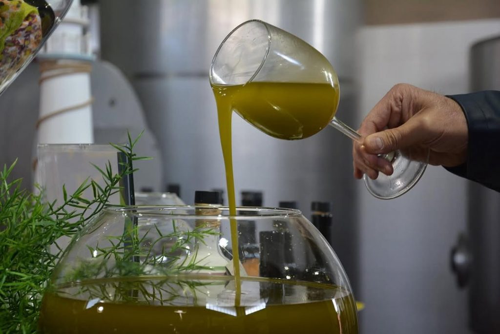 Olio d’Oliva ogni giorno? Ecco perché 1 Olio d’Oliva ogni giorno? Ecco perché