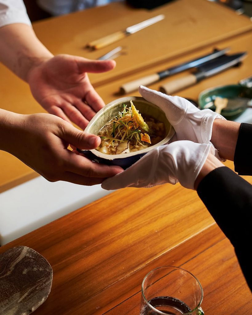 IYO Omakase: Milano scopre il vero Giappone, un nigiri alla volta 2 IYO Omakase: Milano scopre il vero Giappone, un nigiri alla volta