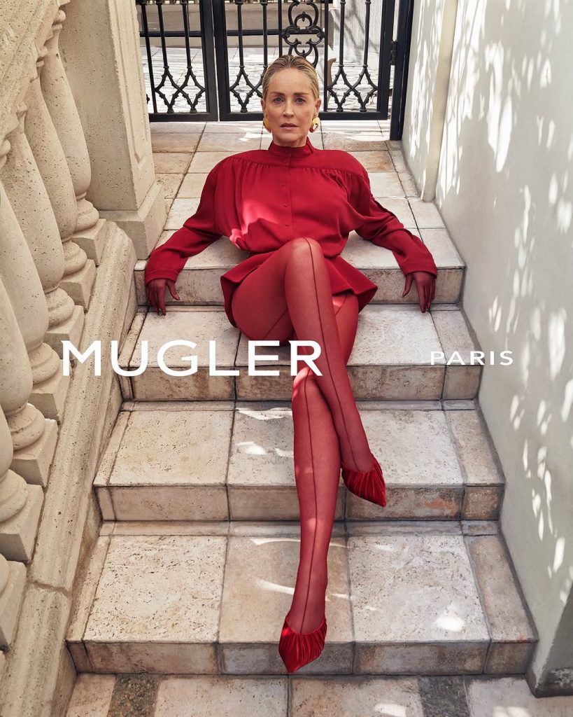 Sharon Stone: Il nuovo volto di Mugler 2 Sharon Stone: Il nuovo volto di Mugler