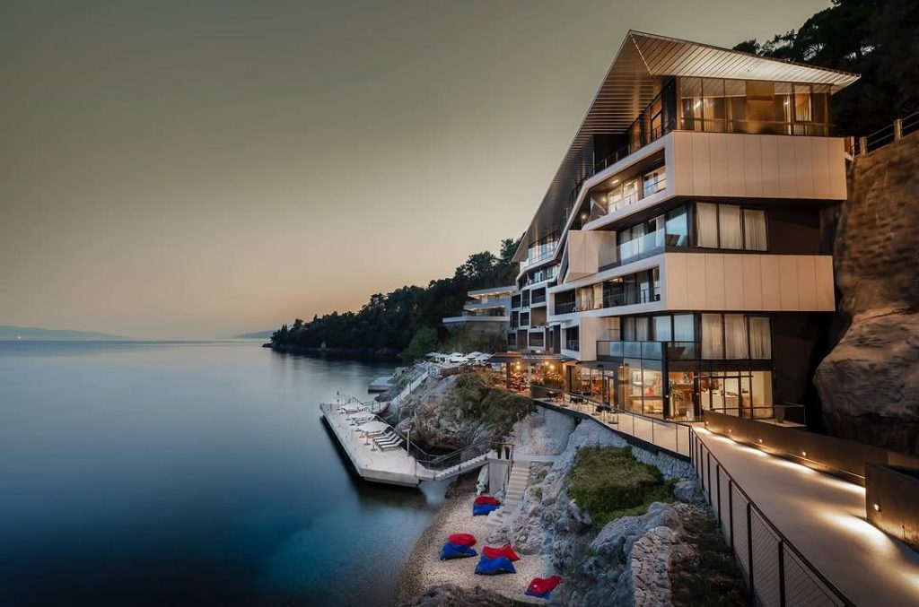Rifugio di lusso: Soggiorna al hotel Navis in Croazia