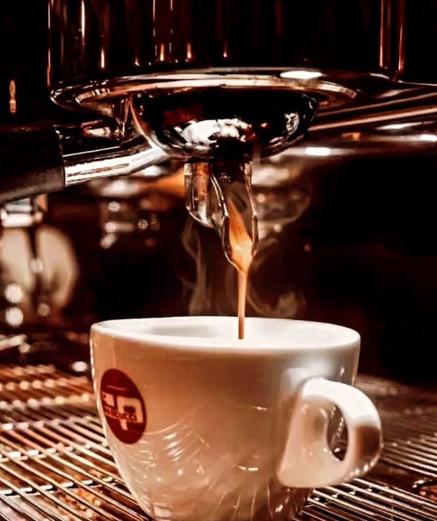 Bye Bye Caffeina? Il Ginseng cambia le regole della pausa caffè 1 Bye Bye Caffeina? Il Ginseng cambia le regole della pausa caffè