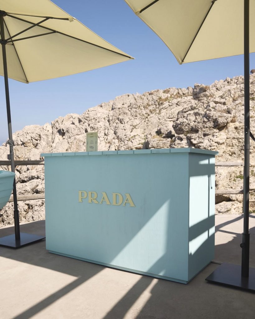 Capri: Dove la moda incontra l'Estate con Prada