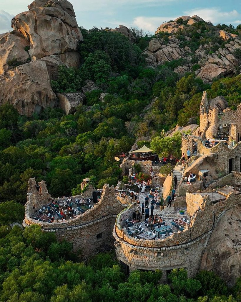 Ritual Club: L’Esperienza Notturna Più Magica della Sardegna