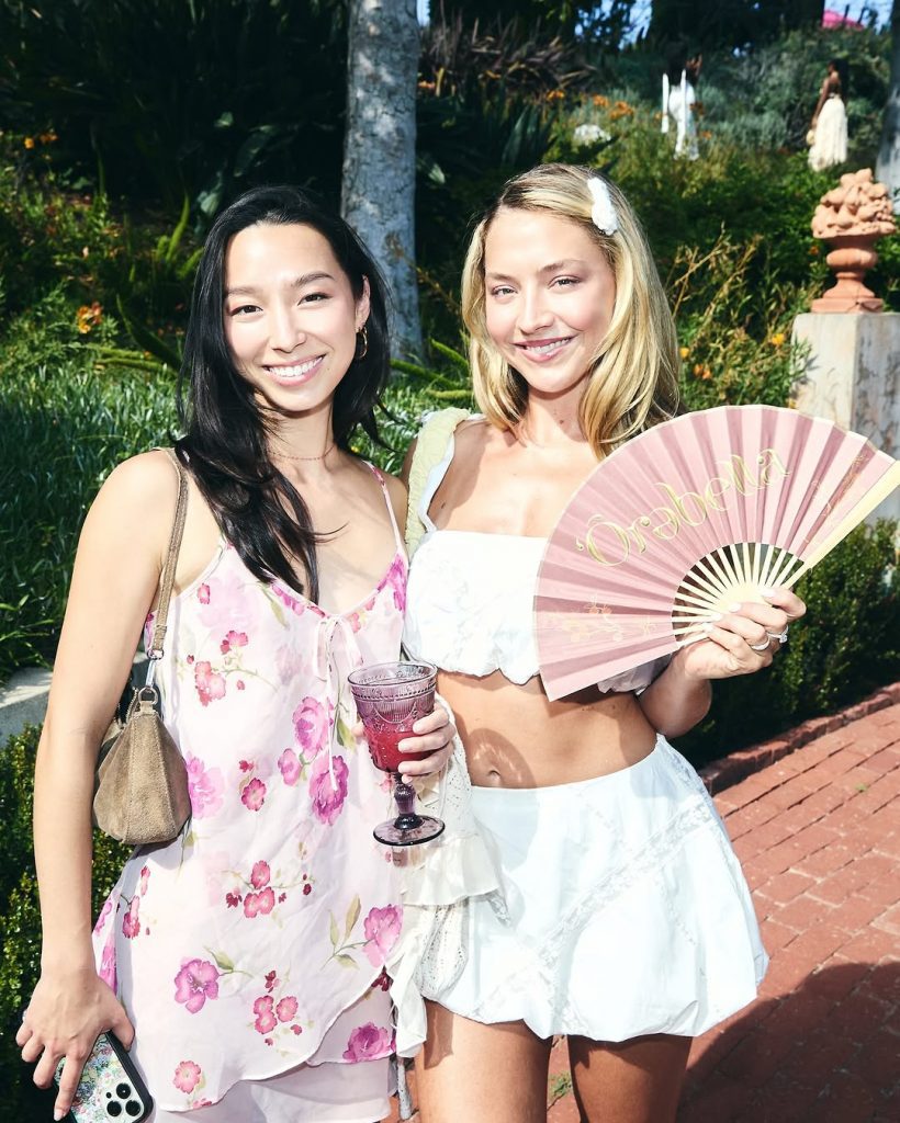 Profumo di icona: Bella Hadid presenta Orbella a Beverly Hills 2 Profumo di icona: Bella Hadid presenta Orbella a Beverly Hills