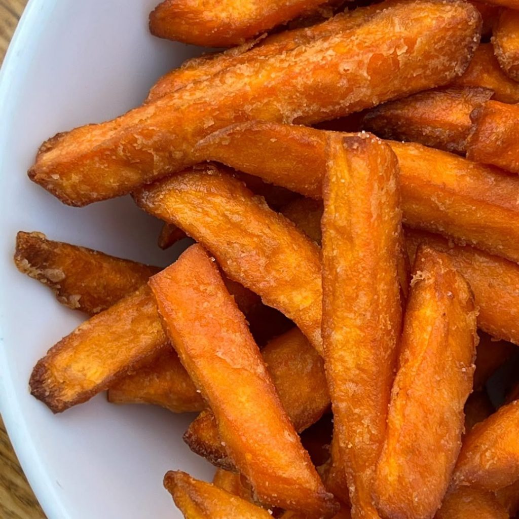 Segreti di Longevità: 5 Superfood Anti-Età da Inserire Subito nella Dieta