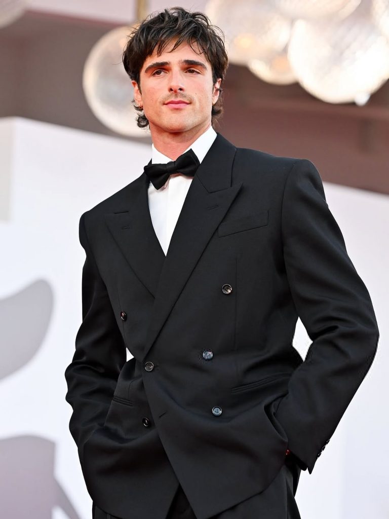 Red Carpet Perfetto: Jacob Elordi Brilla in Bottega Veneta a Venezia