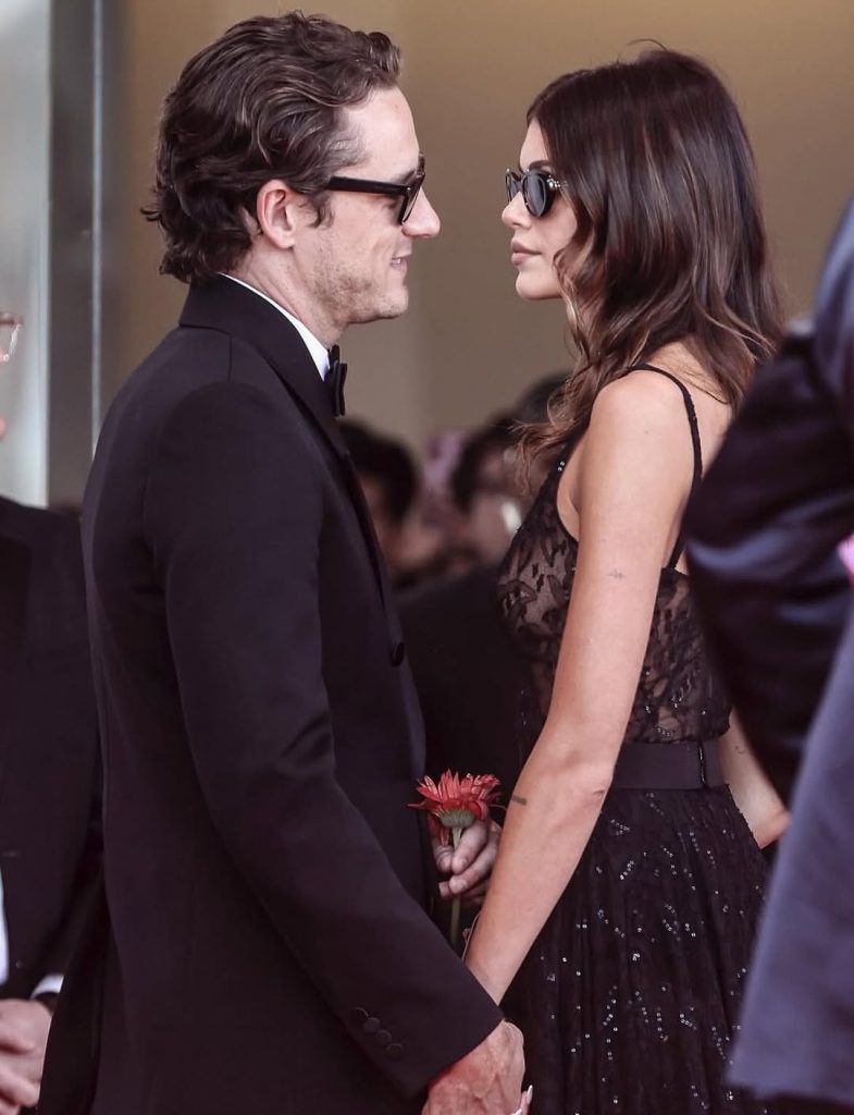 Kaia Gerber & Lewis Pullman: love story da red carpet a Venezia