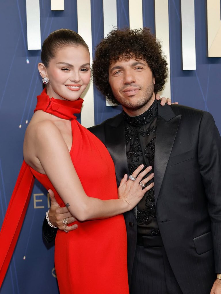 Stile da red carpet: i migliori outfit delle celebrity agli Emmy 2025 1 Stile da red carpet: i migliori outfit delle celebrity agli Emmy 2025