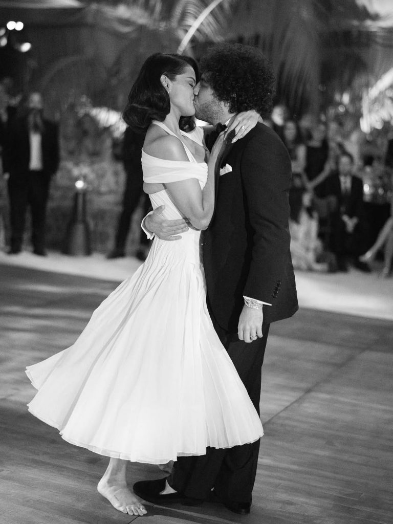 9.27.2025. Selena Gomez ha detto si a Benny Blanco 1 9.27.2025. Selena Gomez ha detto si a Benny Blanco