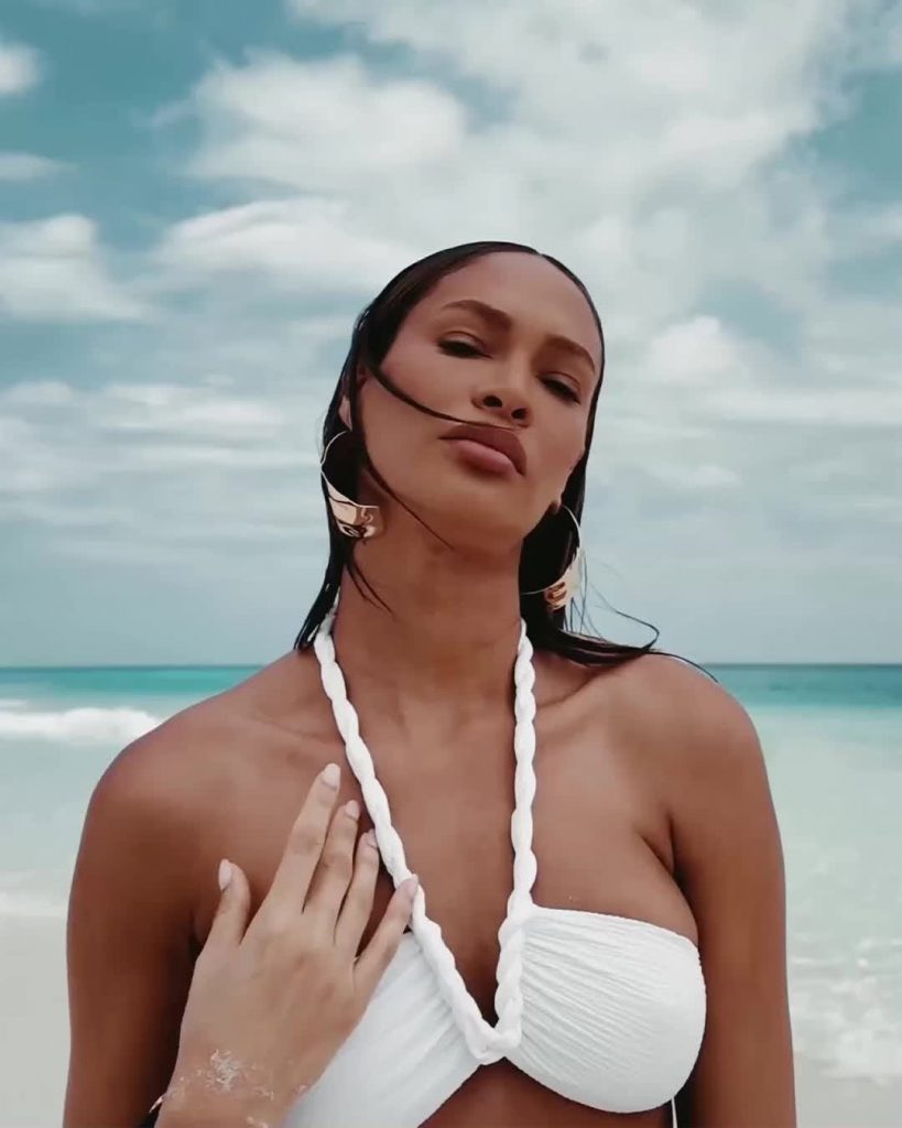Angels e Superstar: Victoria's Secret Svela il Cast Stellare del Fashion Show Più Atteso 2 Angels e Superstar: Victoria's Secret Svela il Cast Stellare del Fashion Show Più Atteso