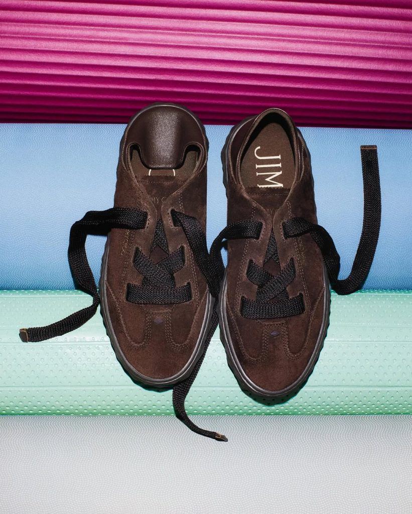 Perché tutti parlano della slipper Eliot di Jimmy Choo