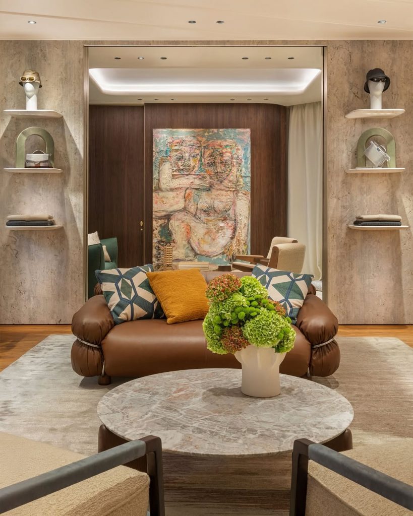 L'Universo Fendi Sbarca a Milano: Quattro Piani di Pura Eccellenza