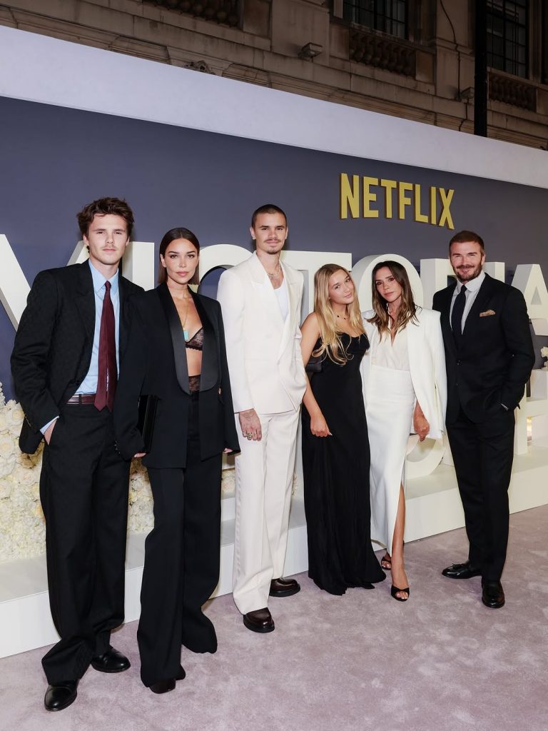 Victoria Beckham: Da Spice Girl a Regina della Moda nel Nuovo Documentario Netflix 1 Victoria Beckham: Da Spice Girl a Regina della Moda nel Nuovo Documentario Netflix