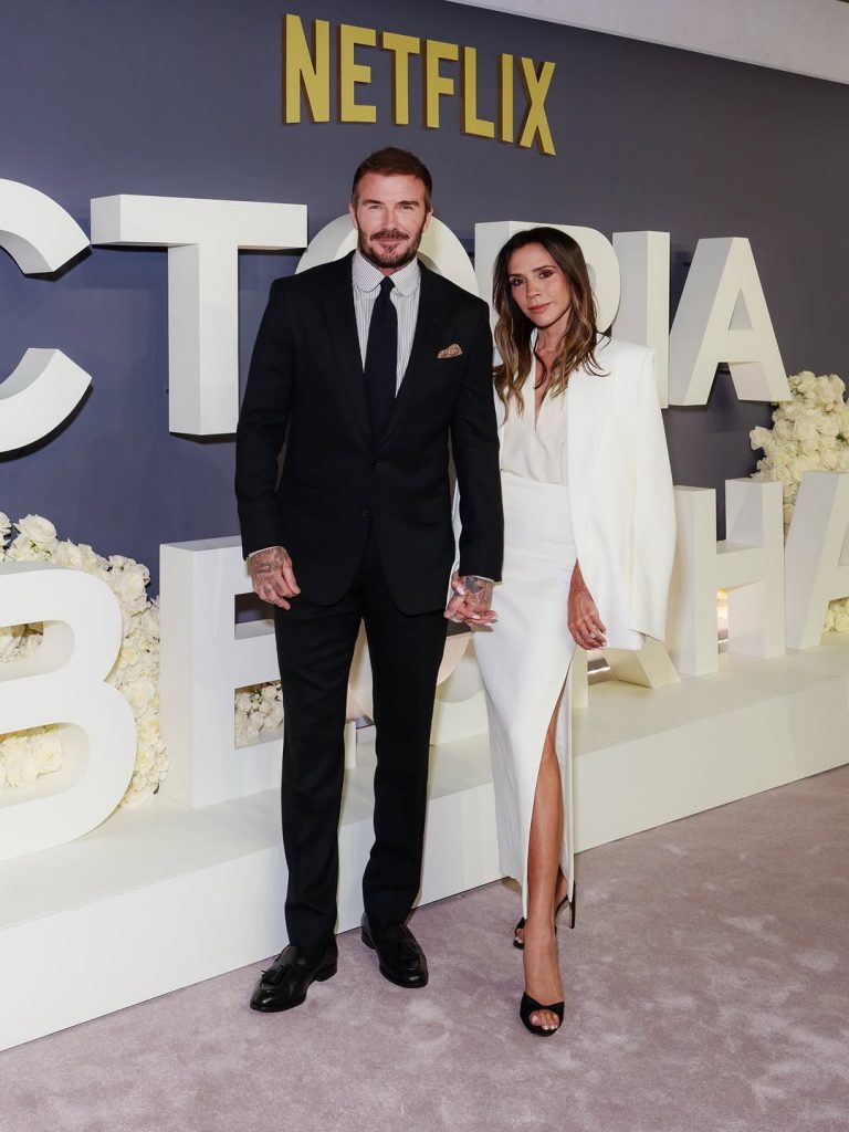 Victoria Beckham: Da Spice Girl a Regina della Moda nel Nuovo Documentario Netflix 2 Victoria Beckham: Da Spice Girl a Regina della Moda nel Nuovo Documentario Netflix