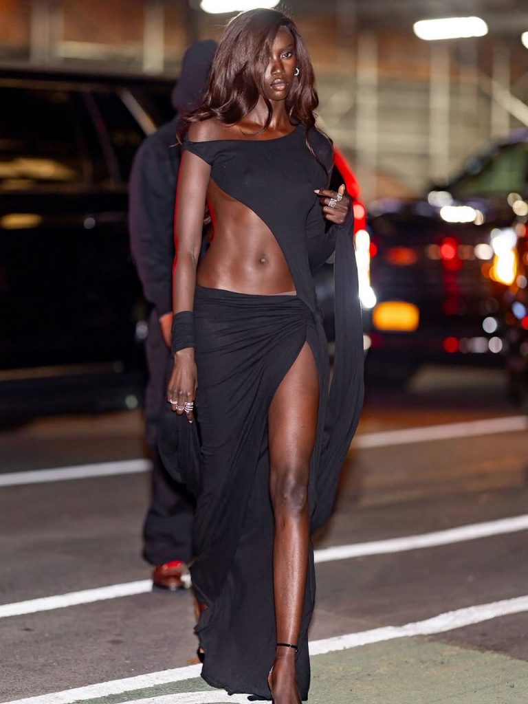 La Moda Continua: Il Glamour dell'After-Party di Victoria's Secret