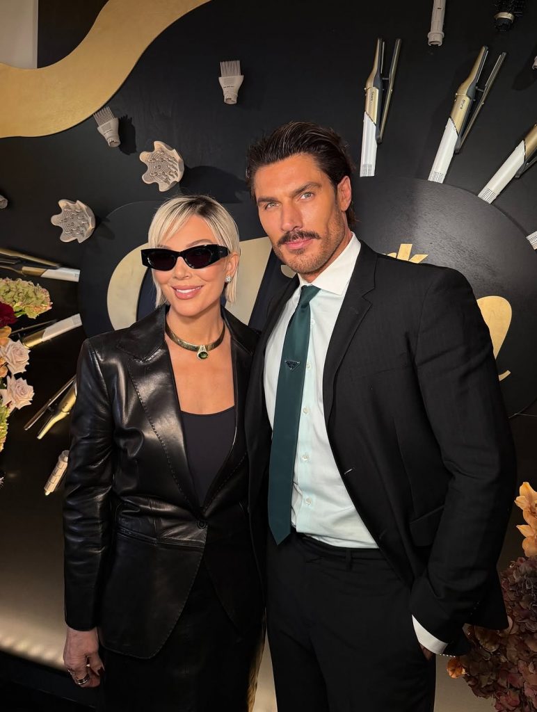 Kris Jenner Stupisce Tutti: La Trasformazione Platino che Ha Conquistato i Social 1 Kris Jenner Stupisce Tutti: La Trasformazione Platino che Ha Conquistato i Social