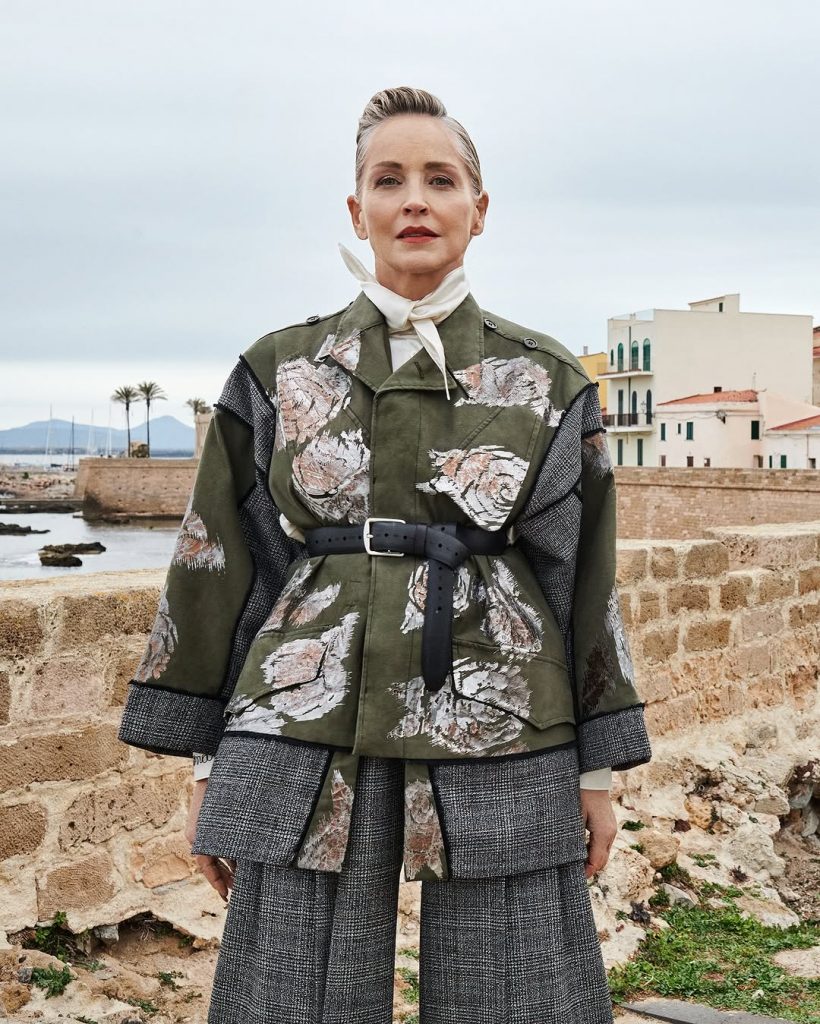 Sharon Stone X Antonio Marras: un incontro di bellezza, arte e femminilità senza tempo 3 Sharon Stone X Antonio Marras: un incontro di bellezza, arte e femminilità senza tempo