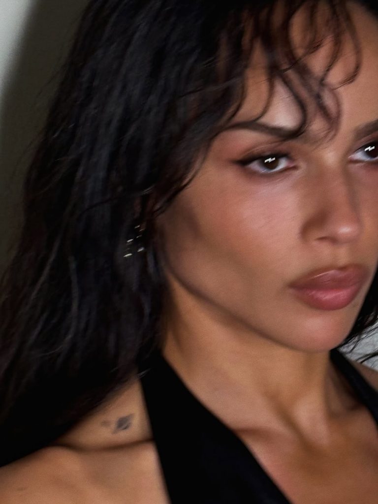Micro Wing Eyeliner: il trend minimal più cool del momento