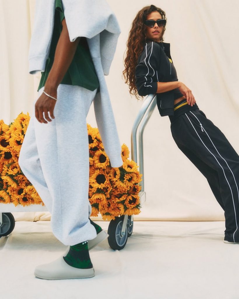 Lululemon Sbarca a Milano: Il Benessere Diventa Moda 1 Lululemon Sbarca a Milano: Il Benessere Diventa Moda