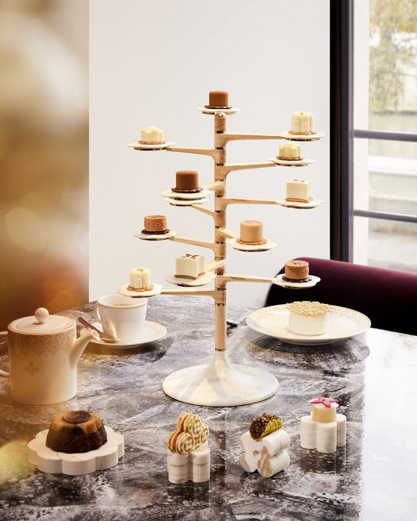 Dolce couture: Louis Vuitton presenta i suoi cioccolati più artistici per il Natale 3 Dolce couture: Louis Vuitton presenta i suoi cioccolati più artistici per il Natale