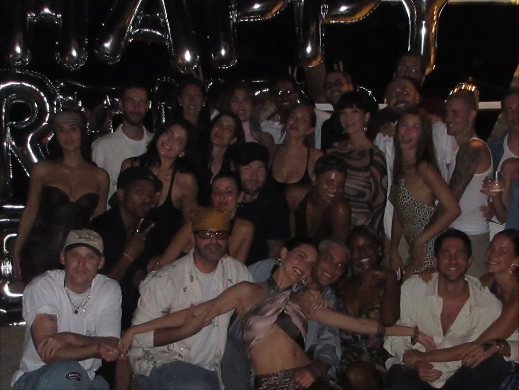 Kendall Jenner 3.0: un compleanno da sogno su un’isola privata
