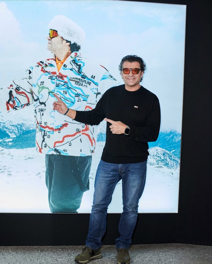 Alberto Tomba incanta Milano: allo store Napapijri la presentazione di “Lo slalom più lungo”