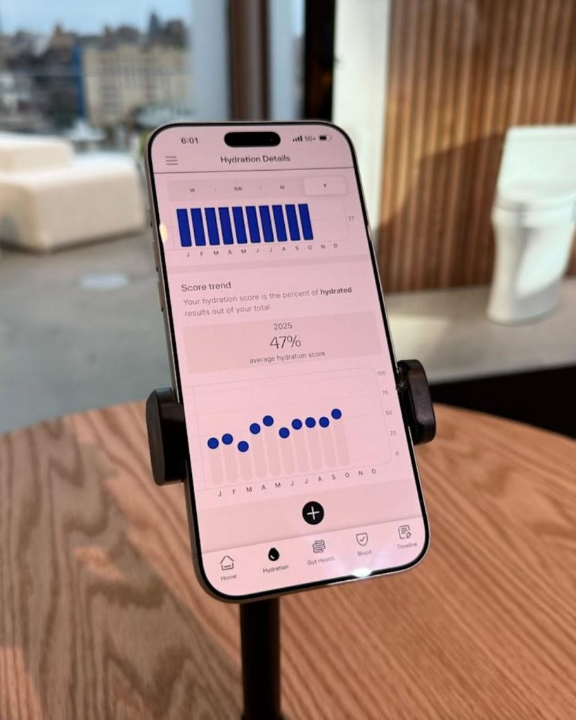 Il bagno diventa smart: la toilette con fotocamera che monitora la salute 3 Il bagno diventa smart: la toilette con fotocamera che monitora la salute