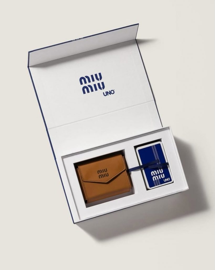La Rivoluzionaria Collaborazione Miu Miu x UNO 2 La Rivoluzionaria Collaborazione Miu Miu x UNO
