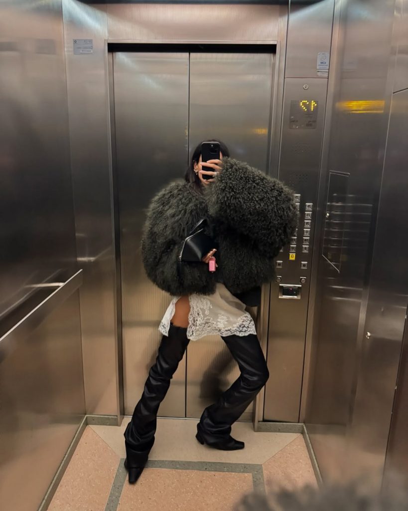 Gilda Ambrosio non sbaglia mai, lo stile che seguiamo anche nel 2026 1 Gilda Ambrosio non sbaglia mai, lo stile che seguiamo anche nel 2026