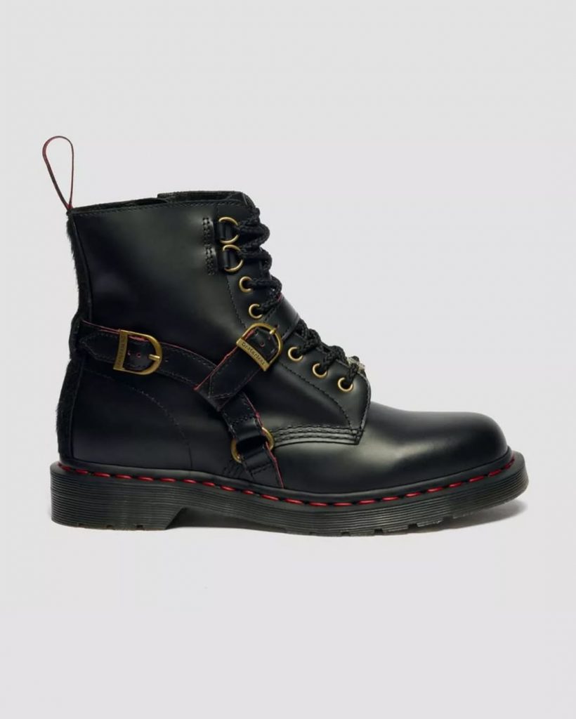 Year of the Horse: Dr. Martens celebra il Capodanno Lunare in lucky red