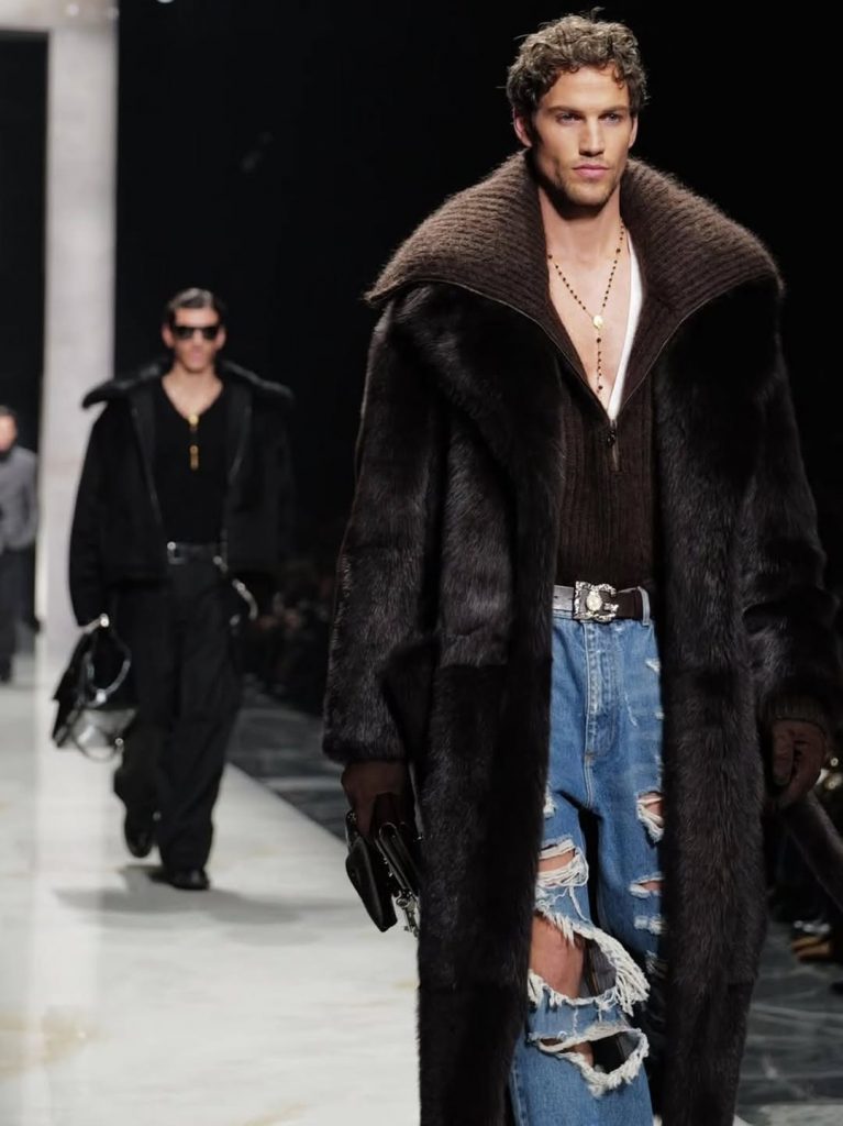 La Rivoluzione Silenziosa: Dolce & Gabbana Ridefinisce l'Uomo Contemporaneo