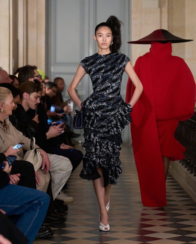 Quando la moda diventa luce: Jacquemus presenta “Le Palmier”