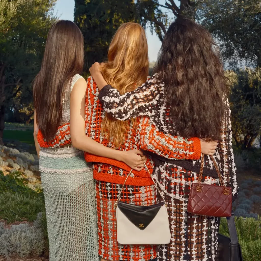 Chanel firma la sua campagna più iconica nella villa leggendaria di Coco