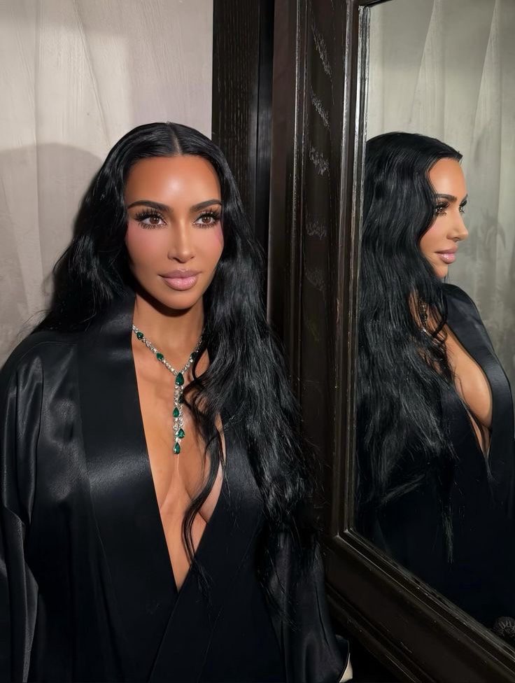 Kim Kardashian e Lewis Hamilton: La Coppia che Ha Conquistato il Super Bowl