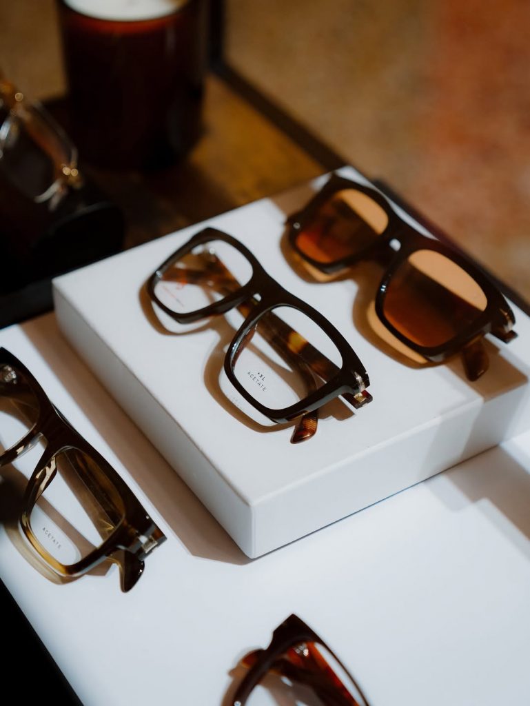 Una Serata di Stile e Eleganza: David Beckham Presenta la Nuova Collezione DB Eyewear a Milano