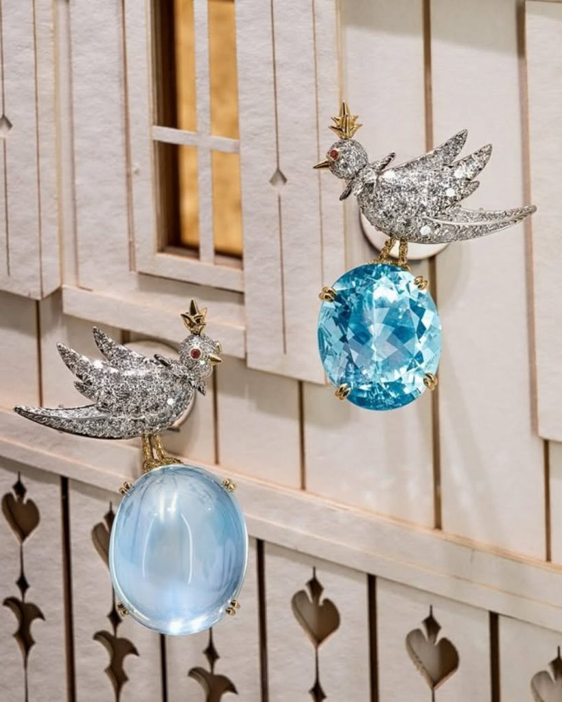 Tiffany & Co. apre un pop-up store a Gstaad: un'esperienza unica tra le Alpi svizzere