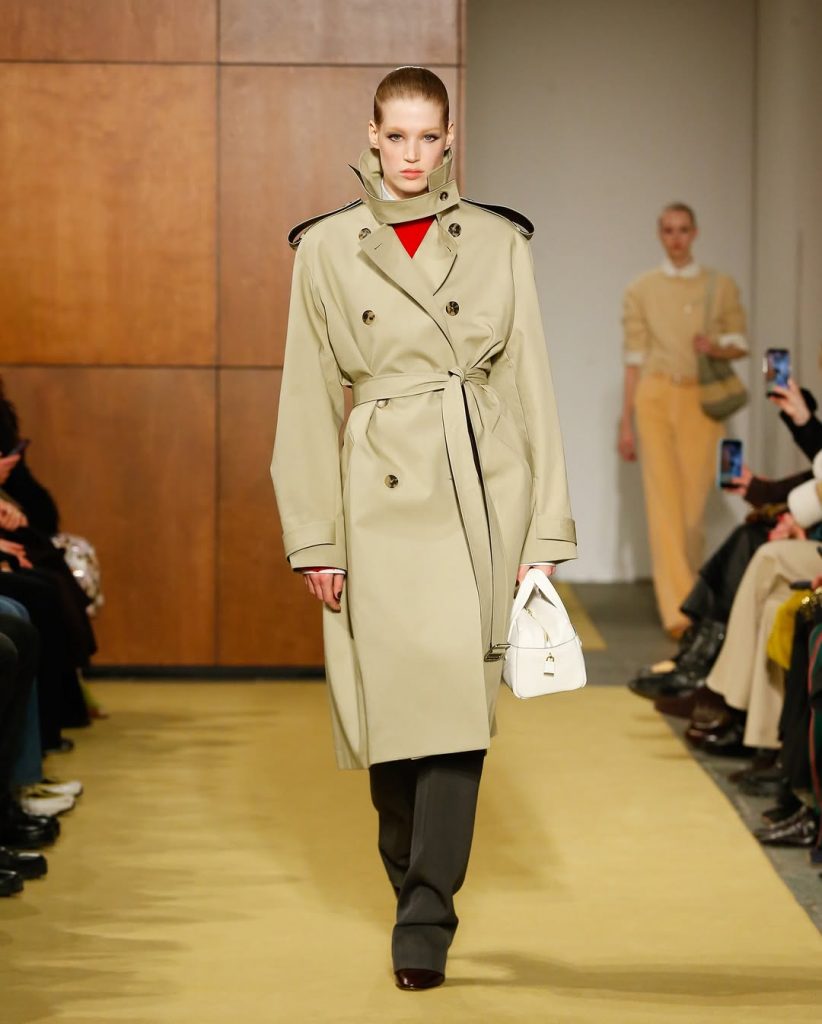 Tory Burch Fall/Winter 2026: L'Arte dell'Eleganza Senza Sforzo