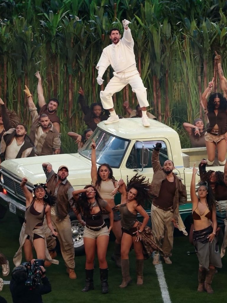 Bad Bunny Riscrive le Regole della Moda: Zara Conquista il Super Bowl