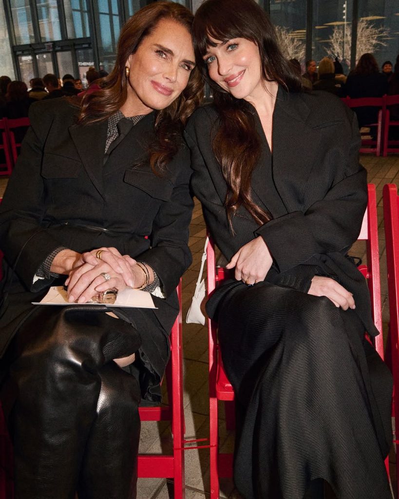 Energy in First Row: riflettori puntati sulle star da Calvin Klein 1 Energy in First Row: riflettori puntati sulle star da Calvin Klein