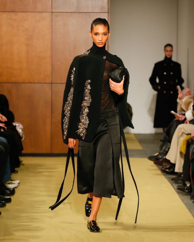 Tory Burch Fall/Winter 2026: L'Arte dell'Eleganza Senza Sforzo