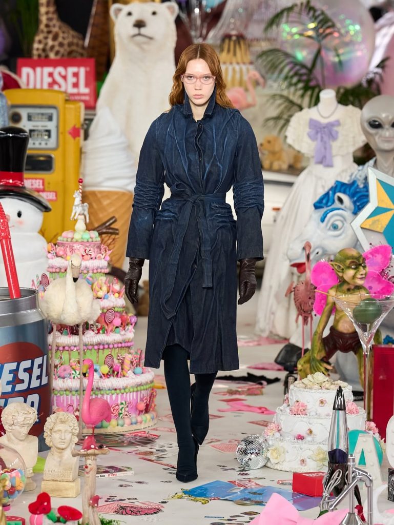 Diesel Fall/Winter 2026 alla Milano Fashion Week: la visione di Glenn Martens tra archivio e futuro