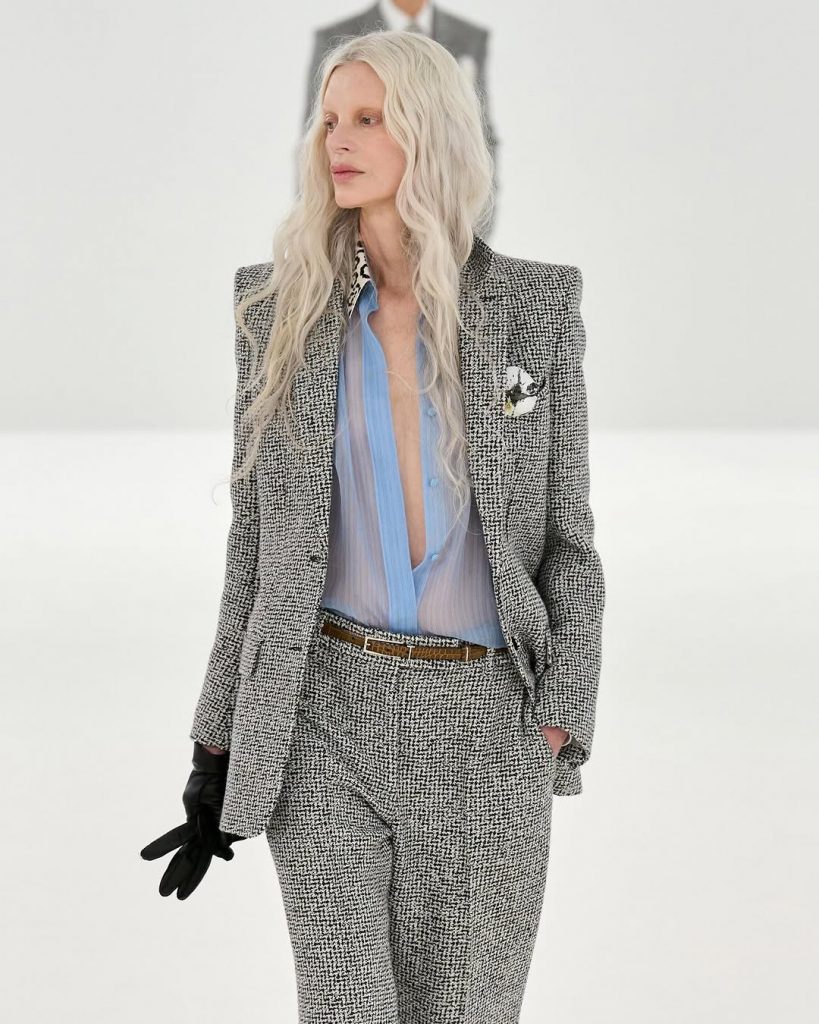 Tom Ford FW 2026–27: la sensualità moderna di Haider Ackermann 5 Tom Ford FW 2026–27: la sensualità moderna di Haider Ackermann