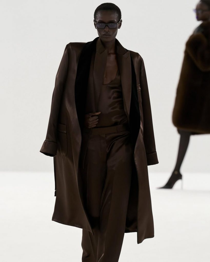 Tom Ford FW 2026–27: la sensualità moderna di Haider Ackermann 4 Tom Ford FW 2026–27: la sensualità moderna di Haider Ackermann