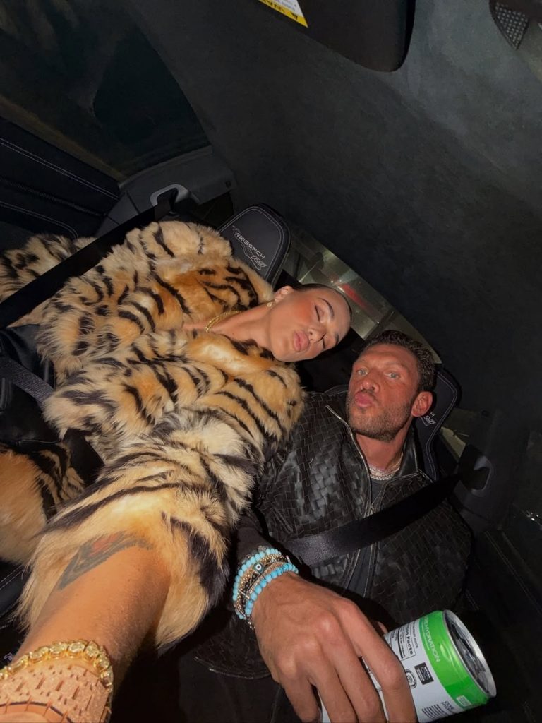 Aryna Sabalenka conquista la scena con il tiger print firmato Gucci 1 Aryna Sabalenka conquista la scena con il tiger print firmato Gucci