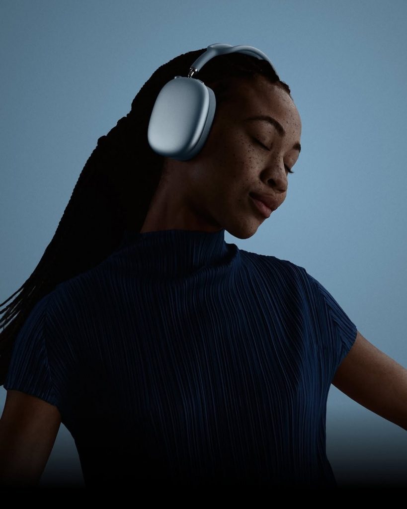 Apple Reinventa gli AirPods Max Senza Toccare la Perfezione 2 Apple Reinventa gli AirPods Max Senza Toccare la Perfezione