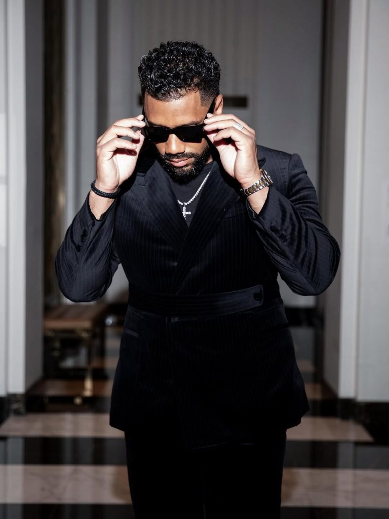 Power couple sul red carpet: Ciara e Russell Wilson conquistano con eleganza senza tempo