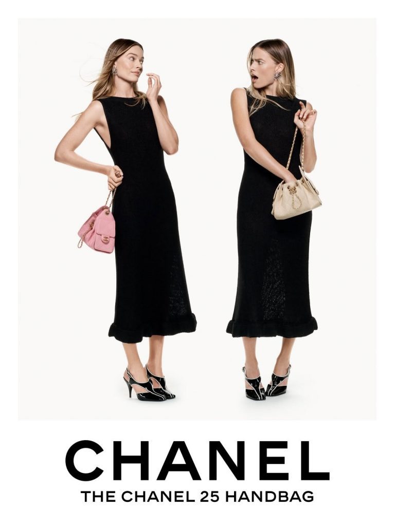 Quando Margot Robbie Incontra Se Stessa: Il Genio Surreale della Campagna CHANEL 25