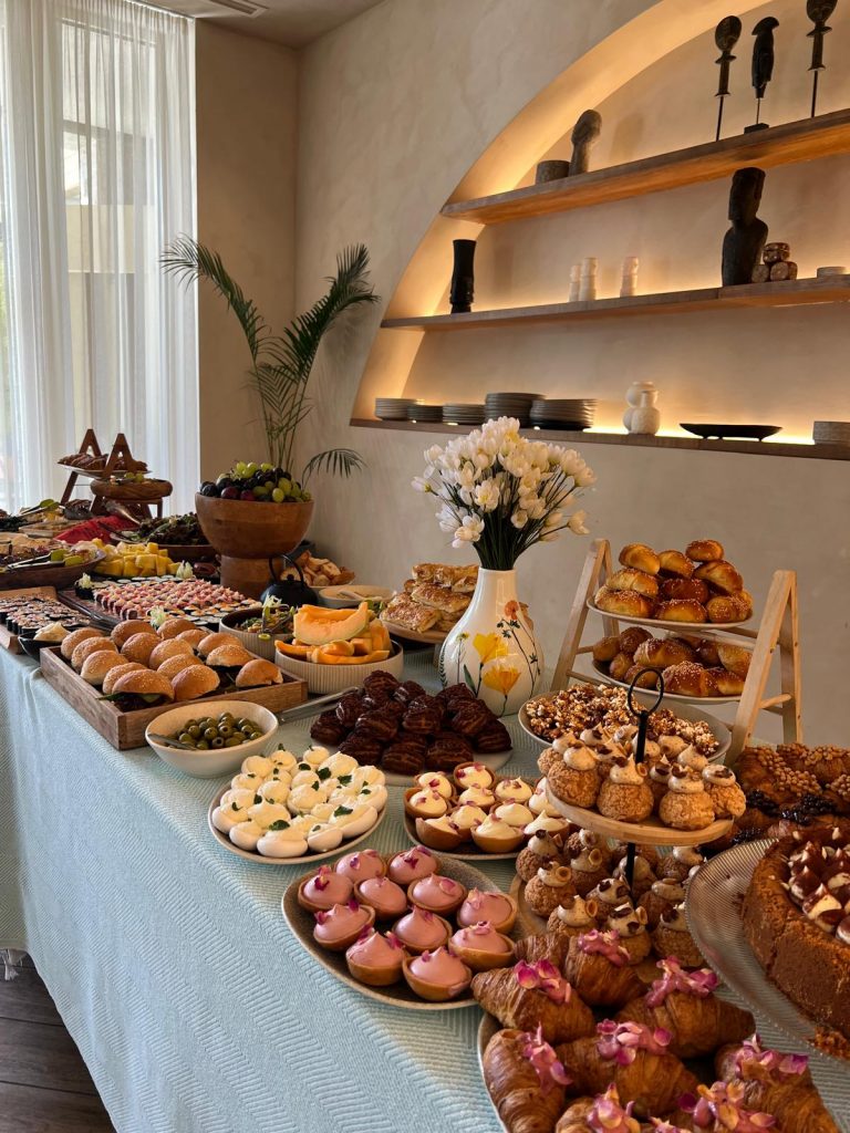Il ristorante NOA a Montenegro: dove il lusso incontra il design contemporaneo
