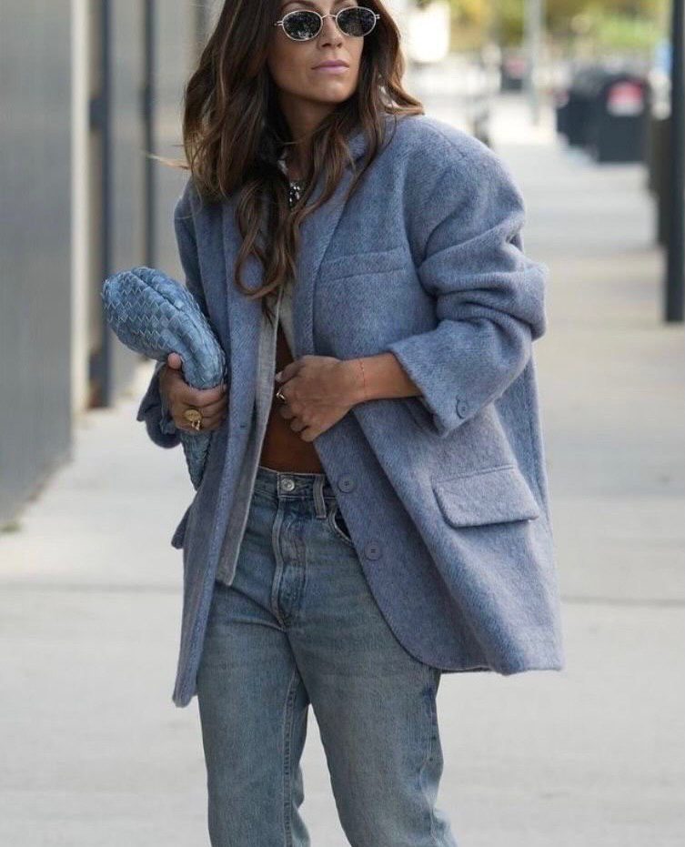 Il Denim: Il Capo Indispensabile per la Primavera 2026